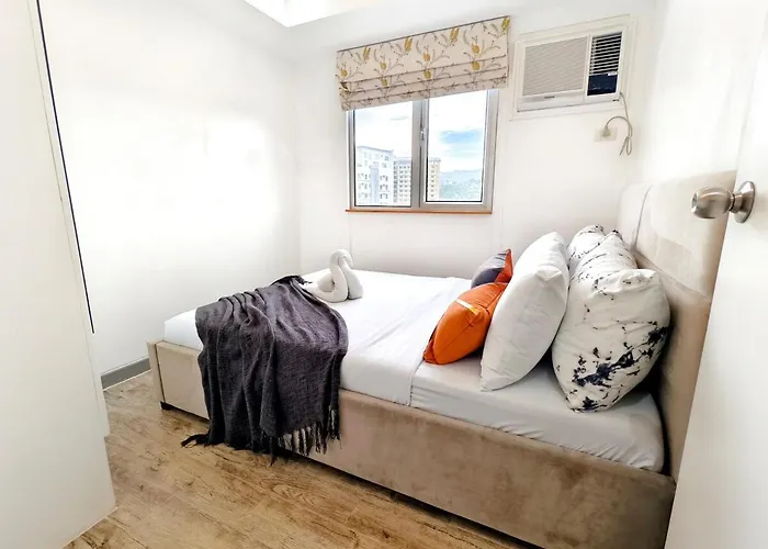 706t3 Avida Riala It Park 2br Unit 400mbps 55 Smarttv セブ市