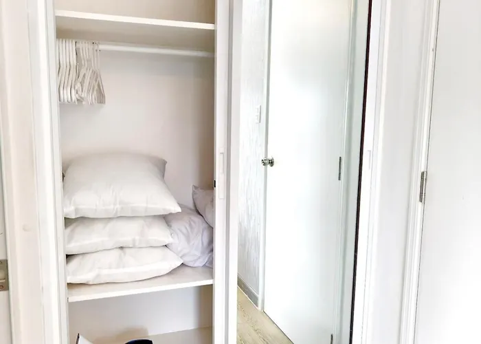 706t3 Avida Riala It Park 2br Unit 400mbps 55 Smarttv アパート